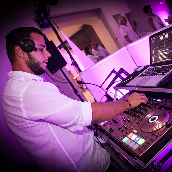 DJ-Professionnel DJ-Professionnel